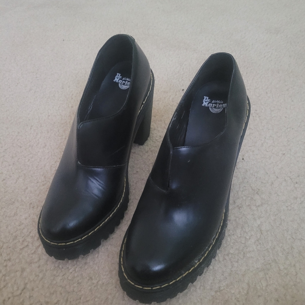Dr. Martens Airwalk Cordelia Heels Black